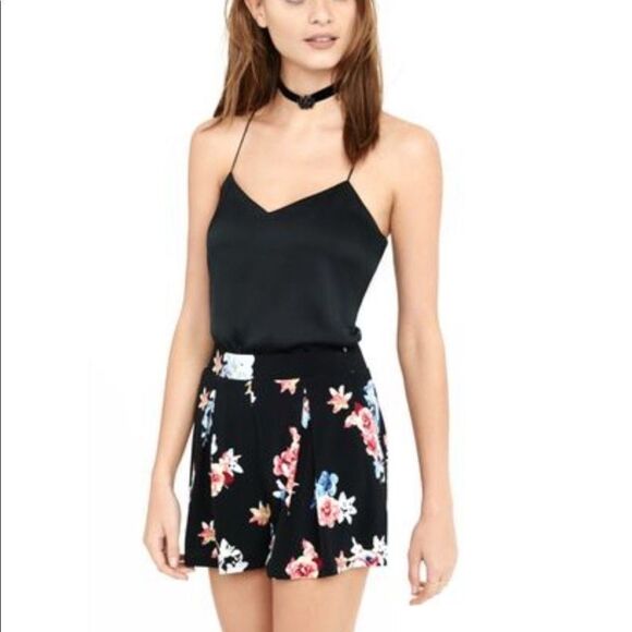 Express Pants - Express cute pants that look like a skirt  floral black